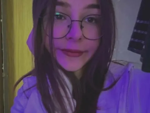 sex webcam chat model MadisonPadilla