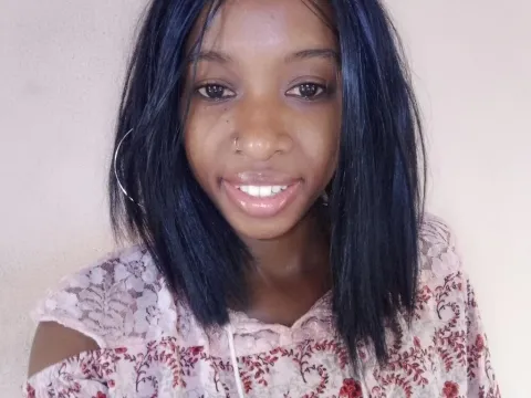 friends live sex model MairahNana