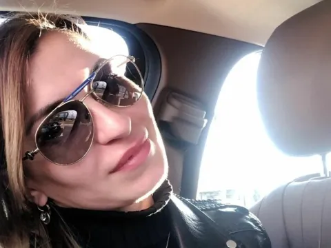 live webcam sex model MarikaRusso