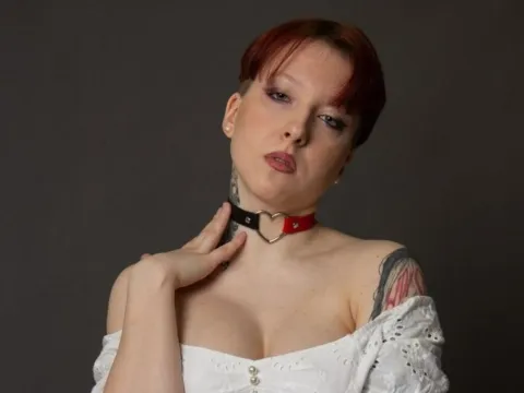 adult webcam model MaryWebster