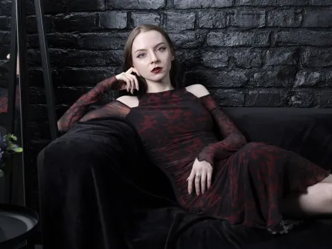 peep show model MavisDracu