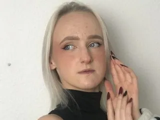 amateur teen sex model MaydaAxtell