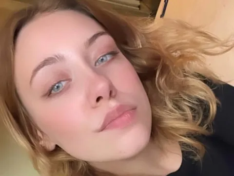 horny live sex model MelanieMils