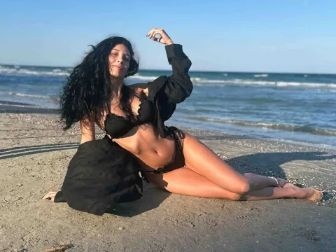 Tener un chat en directo con la modelo cámara web MiaLunnah