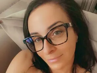 porn video chat model MiaMayone