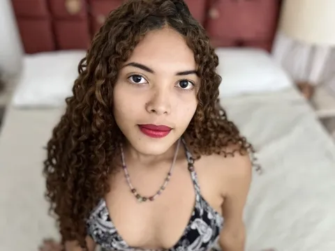 live amateur sex model MicheleDelkkos