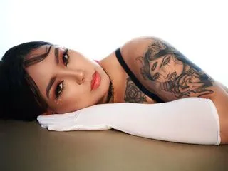 naked webcams model MillieBron