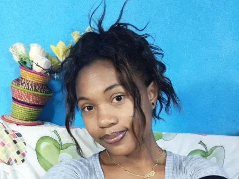 modelo de adult cam MioraRiva