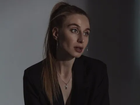 live porn sex model MoiraAllenson