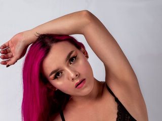 nude webcams model OzKarla