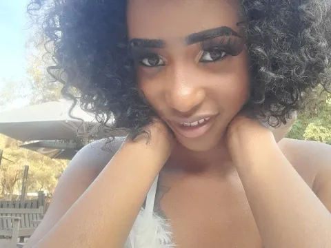 afro bitch bang model RatyMitchy