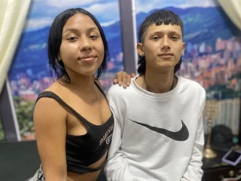 cam cyber live sex model RozyAndJulian