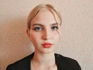 adult webcam model SansaPort
