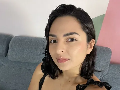 live video chat model SarayAdams
