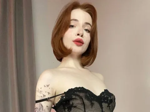 adult webcam model SelenaCartes