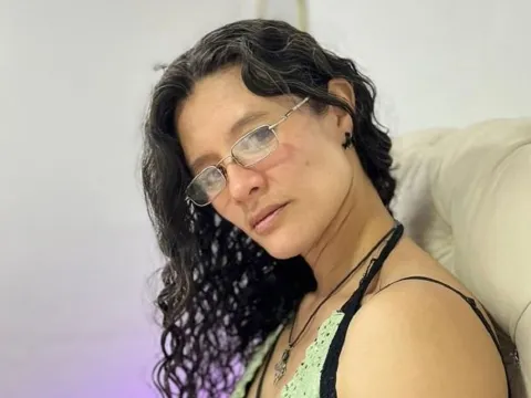 jasmine cam model SereneAndrade