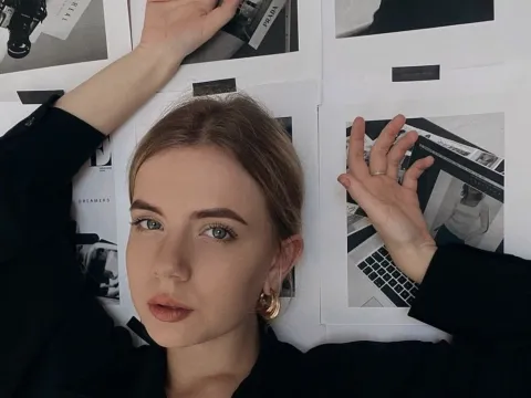webcam stream model SharonBlairy