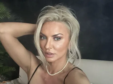 hot adulttv model SofiaLoren