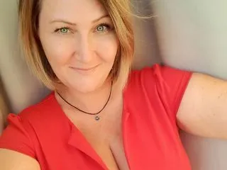 live webcam chat model TaissyaSea