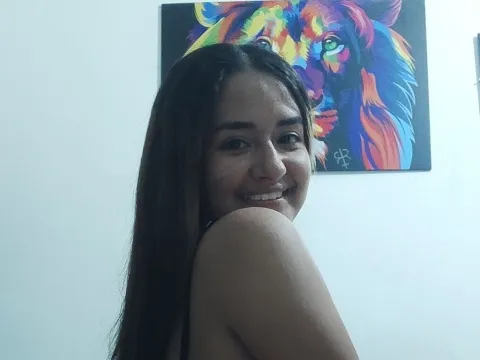 nude webcam chat model TifannyMello