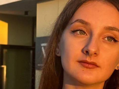 horny live sex model UdelaHeart
