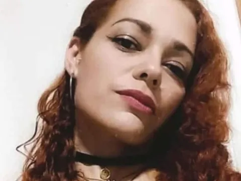 adult sexcams model VellaParis