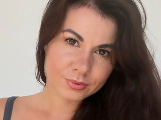 naked webcam chat model VeronicaMoony