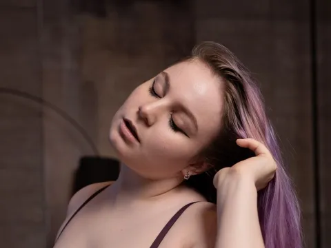 live sex camera model VickieBeal