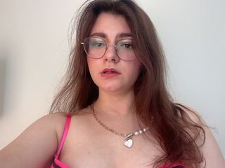 nude cam sex model XenaSmith